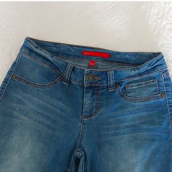 Elle Distressed Ankle Jeans 6 Petite - Picture 3 of 8